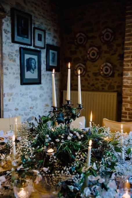 14Th Century Priory In Pressigny Bed and Breakfast Pressigny  Buitenkant foto